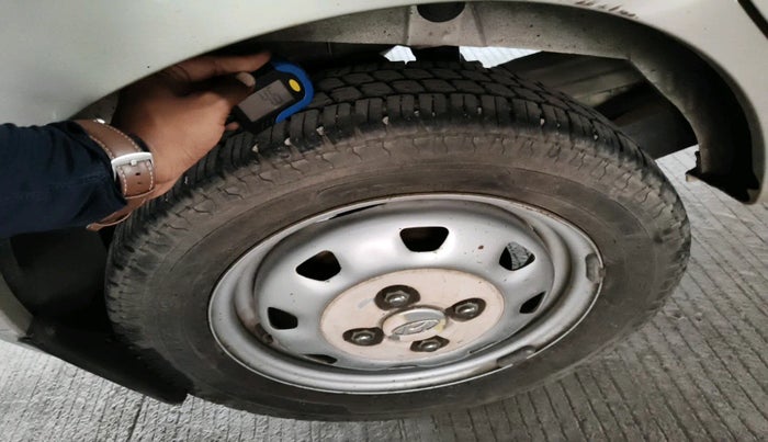 2008 Hyundai Santro Xing GLS, Petrol, Manual, 66,912 km, tyre