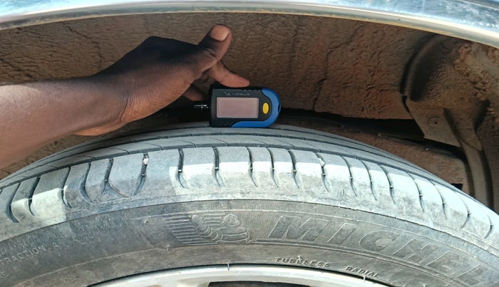 2018 Toyota Innova Crysta 2.7 ZX AT 7 STR, Petrol, Automatic, 56,517 km, tyre