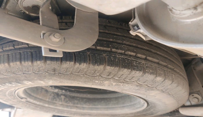 2017 Mahindra XUV500 W6, Diesel, Manual, 88,107 km, tyre