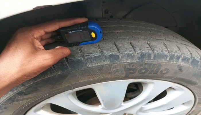 2015 Maruti Baleno ALPHA PETROL 1.2, Petrol, Manual, 97,484 km, tyre