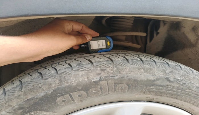 2024 Maruti Grand Vitara DELTA SMART HYBRID AT, Petrol, Automatic, 35,069 km, tyre