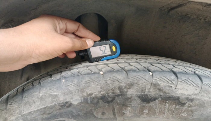 2024 Maruti Grand Vitara DELTA SMART HYBRID AT, Petrol, Automatic, 35,069 km, tyre