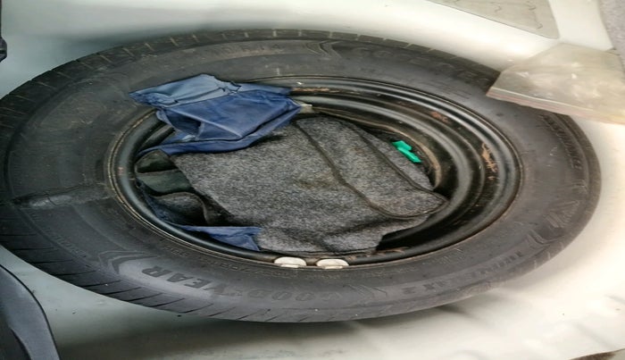 2015 Hyundai Elite i20 SPORTZ 1.2, Petrol, Manual, 61,900 km, tyre