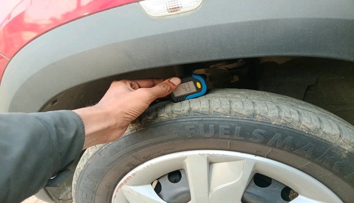 2020 Renault Kwid RXL 1.0, Petrol, Manual, 20,741 km, tyre