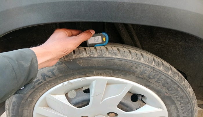 2020 Renault Kwid RXL 1.0, Petrol, Manual, 20,741 km, tyre