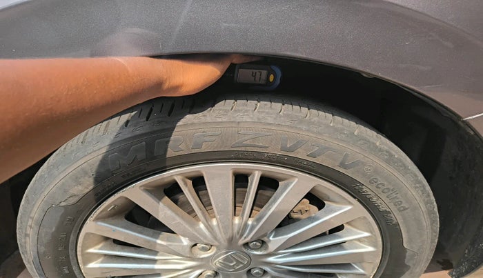 2021 Honda City 1.5L I-VTEC V MT 5TH GEN, Petrol, Manual, 23,566 km, tyre