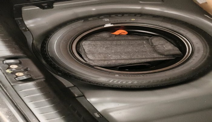 2021 Hyundai NEW I20 SPORTZ 1.2 MT, Petrol, Manual, 42,705 km, tyre