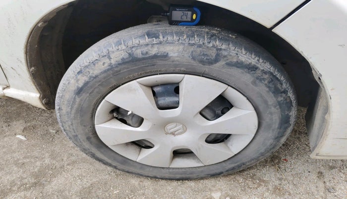 2010 Maruti A Star VXI, Petrol, Manual, 75,325 km, tyre