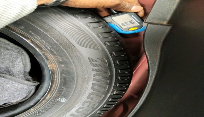 2023 Hyundai NEW I20 ASTA (O) 1.2 AT, Petrol, Automatic, 8,290 km, tyre