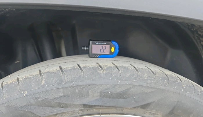 2023 Maruti Grand Vitara ALPHA SMART HYBRID, Petrol, Manual, 90,298 km, tyre