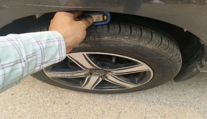 2016 Maruti Baleno DELTA PETROL 1.2, Petrol, Manual, 45,761 km, tyre