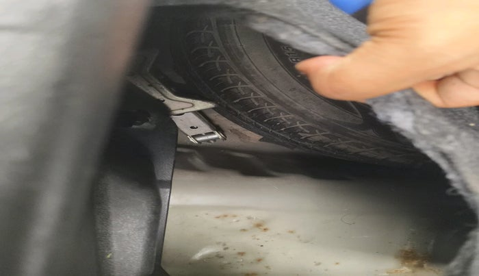 2016 Maruti Baleno DELTA PETROL 1.2, Petrol, Manual, 45,761 km, tyre