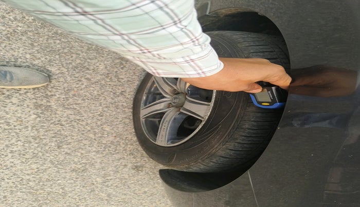 2016 Maruti Baleno DELTA PETROL 1.2, Petrol, Manual, 45,761 km, tyre