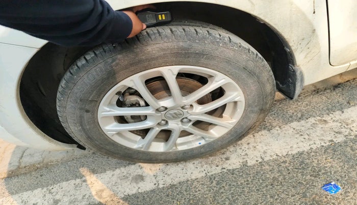 2023 Maruti Swift ZXI, Petrol, Manual, 8,606 km, tyre