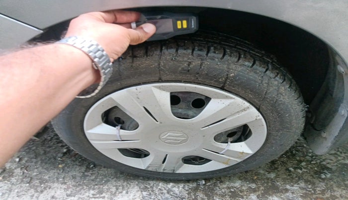 2015 Maruti Wagon R 1.0 VXI, Petrol, Manual, 29,992 km, tyre