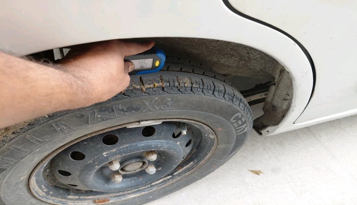 2010 Maruti Wagon R 1.0 LXI, Petrol, Manual, 97,495 km, tyre