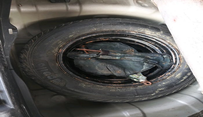 2013 Hyundai i20 SPORTZ 1.2, Petrol, Manual, 1,14,191 km, tyre