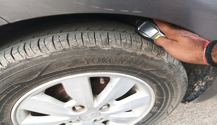 2013 Hyundai i20 SPORTZ 1.2, Petrol, Manual, 1,14,191 km, tyre