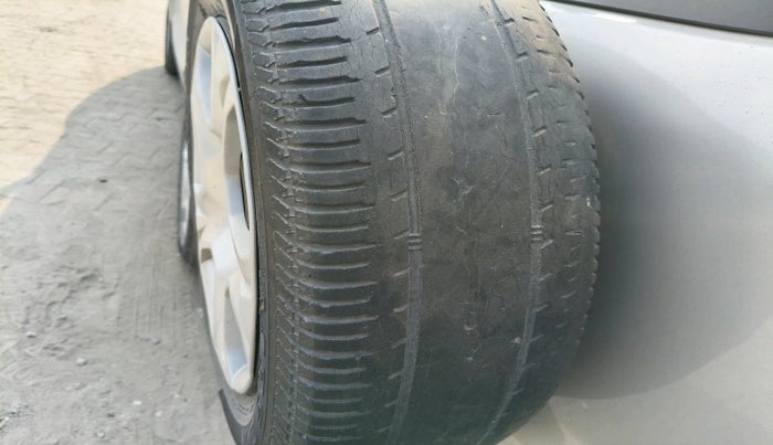 2016 Ford Ecosport TREND+ 1.5L DIESEL, Diesel, Manual, 1,05,264 km, tyre