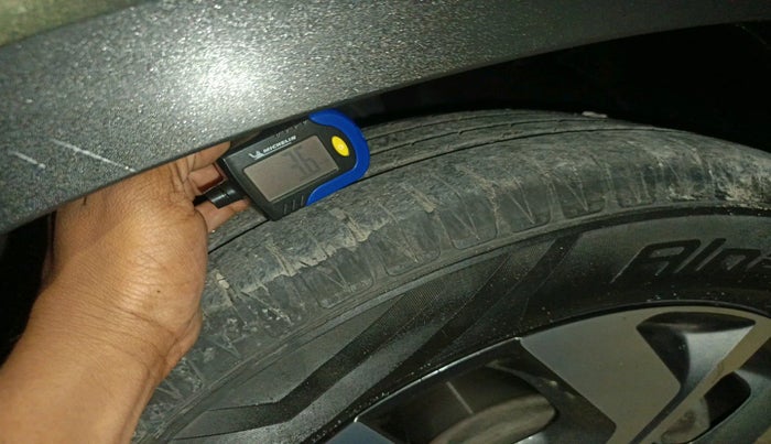 2021 KIA SONET HTX 1.0 IMT, Petrol, Manual, 43,946 km, tyre