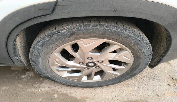 2021 Hyundai Creta SX IVT 1.5 PETROL, Petrol, Automatic, 51,782 km, tyre