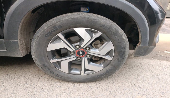 2022 KIA SONET HTX ANNIVERSARY EDITION 1.5, Diesel, Manual, 61,074 km, tyre