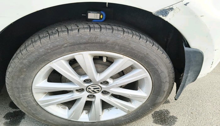 2013 Volkswagen Polo HIGHLINE1.2L, Petrol, Manual, 82,730 km, tyre