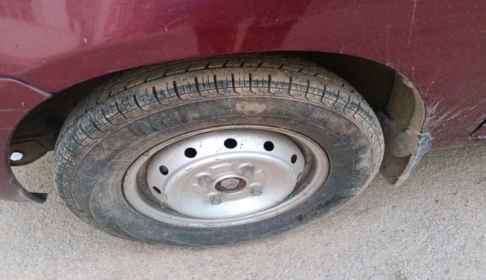 2011 Maruti Alto LXI, Petrol, Manual, 49,060 km, tyre