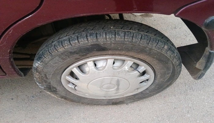 2011 Maruti Alto LXI, Petrol, Manual, 49,060 km, tyre