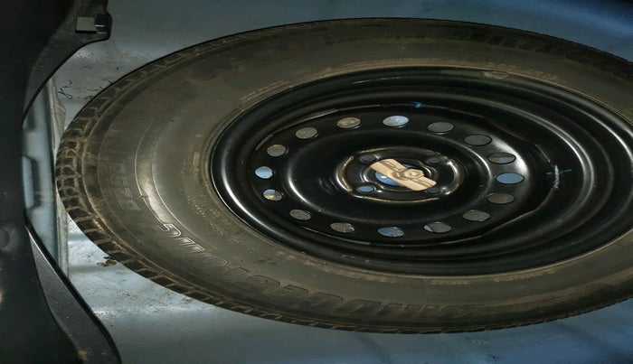 2019 Hyundai Elite i20 MAGNA PLUS 1.2, Petrol, Manual, 1,09,983 km, tyre