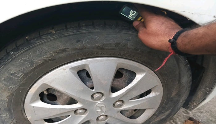 2011 Hyundai i10 SPORTZ 1.2 AT, Petrol, Automatic, 1,39,020 km, tyre