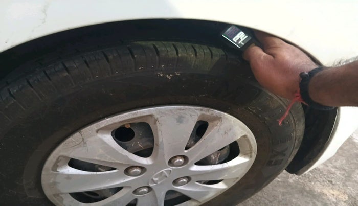 2011 Hyundai i10 SPORTZ 1.2 AT, Petrol, Automatic, 1,39,020 km, tyre