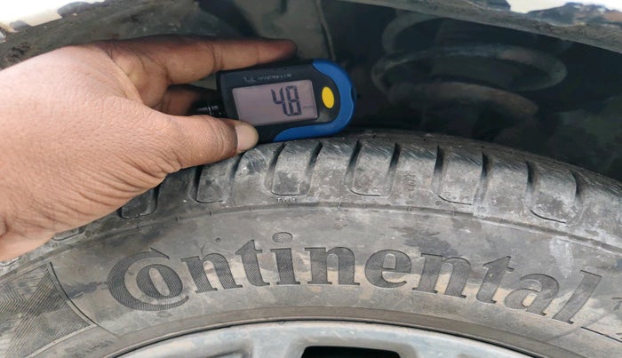 2015 Ford Figo TITANIUM 1.4 DIESEL, Diesel, Manual, 1,23,080 km, tyre