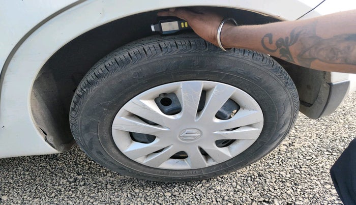 2012 Maruti Swift Dzire VXI, Petrol, Manual, 37,665 km, tyre