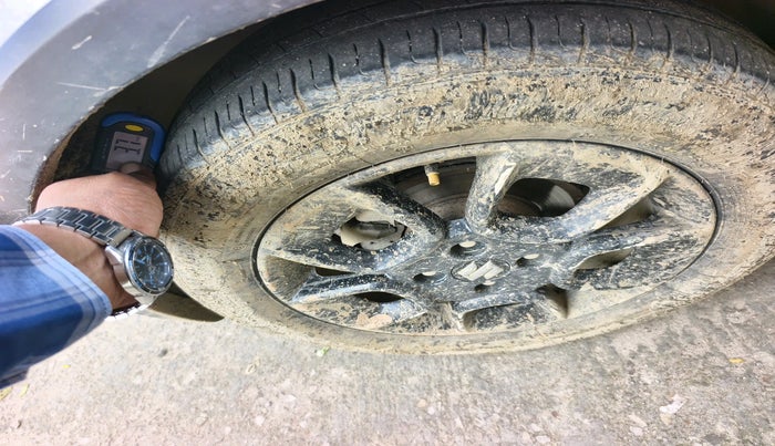 2019 Maruti IGNIS ZETA 1.2, Petrol, Manual, 1,75,524 km, tyre