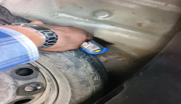 2019 Maruti IGNIS ZETA 1.2, Petrol, Manual, 1,75,524 km, tyre