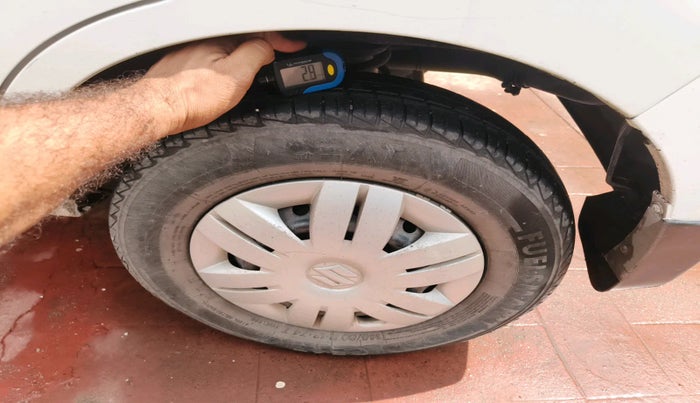 2021 Maruti Alto LXI CNG, Petrol, Manual, 11,189 km, tyre