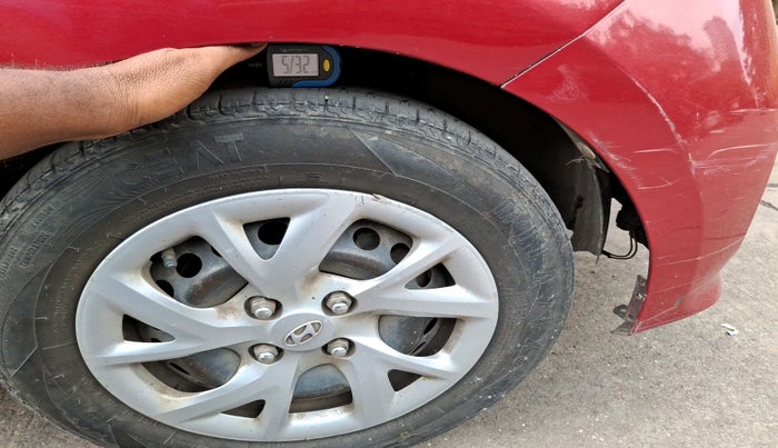 2017 Hyundai Grand i10 SPORTZ (O) 1.2 KAPPA VTVT, Petrol, Manual, 47,327 km, tyre