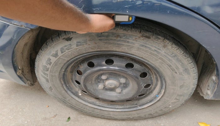 2010 Maruti Swift Dzire VXI, Petrol, Manual, 80,188 km, tyre