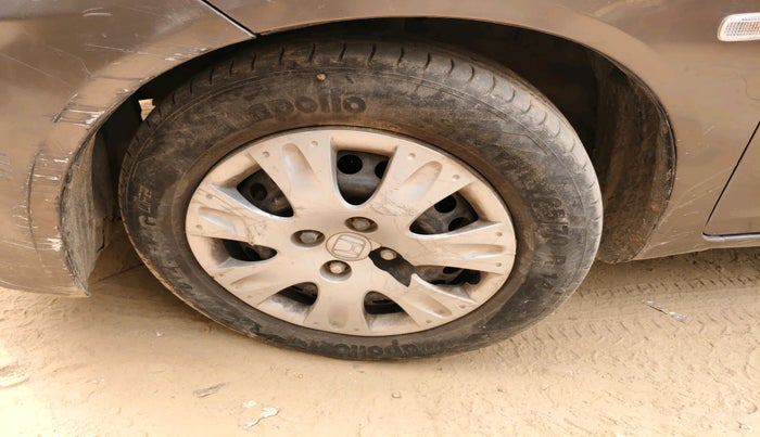 2012 Honda Brio S MT, Petrol, Manual, 72,906 km, tyre