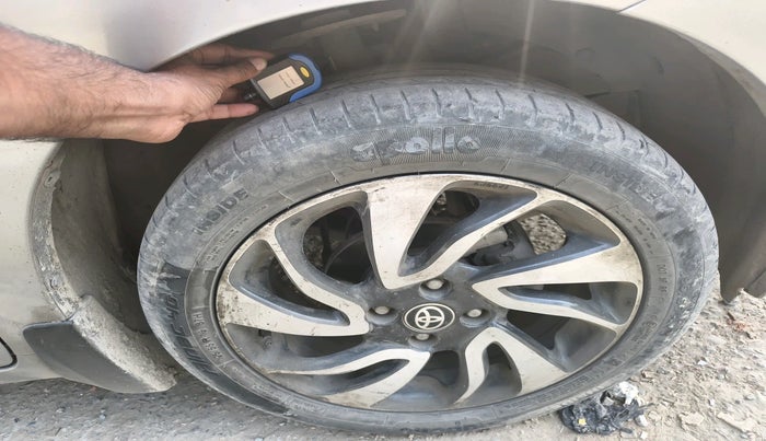 2019 Toyota Glanza G ISG, Petrol, Manual, 62,812 km, tyre