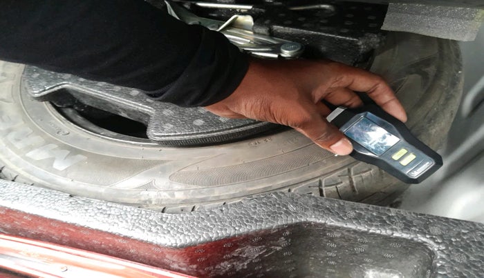 2018 Maruti Ciaz DELTA 1.5 SHVS MT PETROL, Petrol, Manual, 82,438 km, tyre