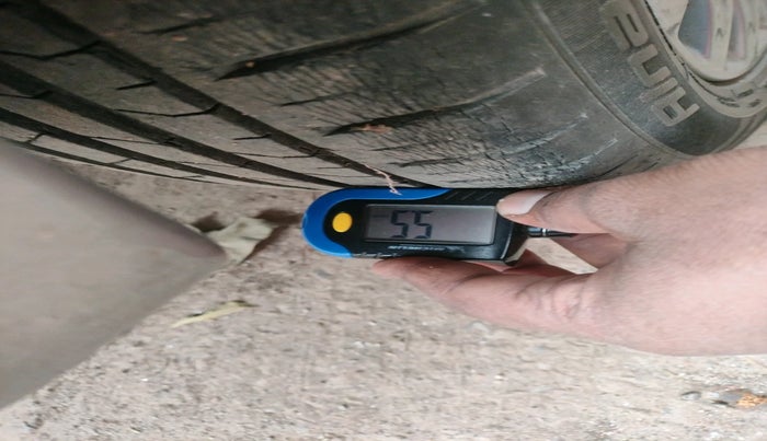 2015 Maruti Ciaz ZXI+, Petrol, Manual, 31,426 km, tyre