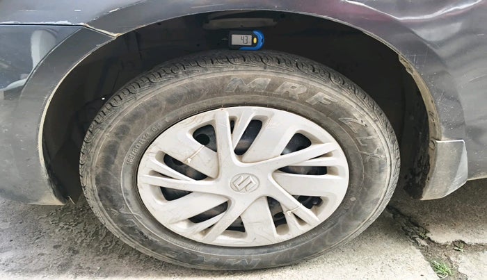 2015 Maruti Swift VDI, Diesel, Manual, 1,25,098 km, tyre