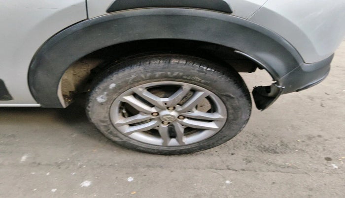 2023 Renault TRIBER RXZ AMT, Petrol, Automatic, 20,625 km, tyre