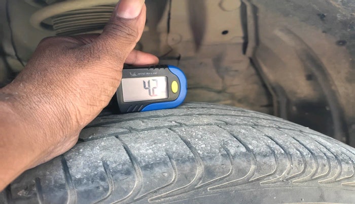 2020 Toyota YARIS VX CVT, Petrol, Automatic, 35,645 km, tyre