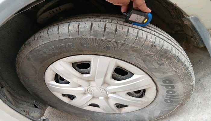 2013 Skoda Fabia AMBITION 1.2 MPI, Petrol, Manual, 23,614 km, tyre