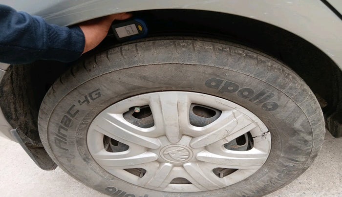 2013 Skoda Fabia AMBITION 1.2 MPI, Petrol, Manual, 23,614 km, tyre