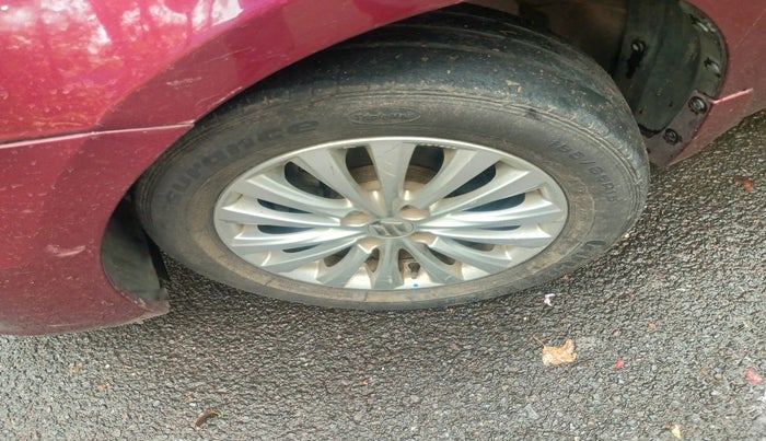 2015 Maruti Ciaz ZXI, Petrol, Manual, 1,31,221 km, tyre