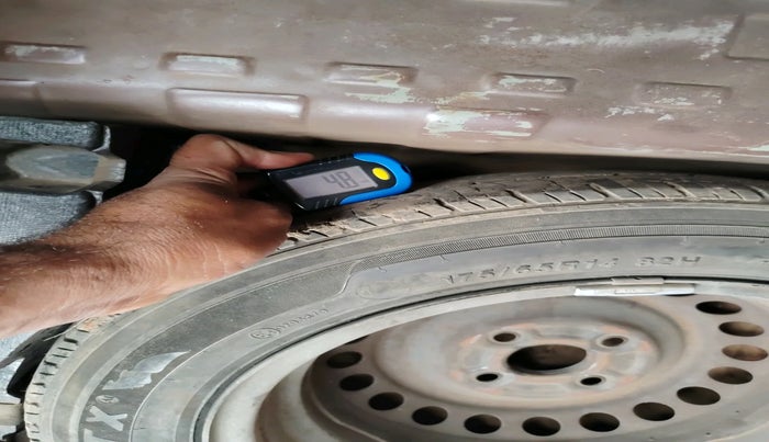 2014 Honda Amaze 1.5L I-DTEC S, Diesel, Manual, 1,83,946 km, tyre